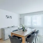 דירה Center אינטרלאקן