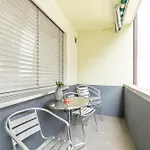דירה Center
